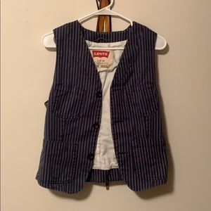 Levi vest